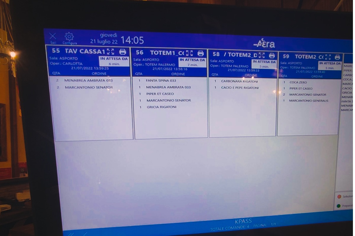 Cassa automatica cashlogy certificata per Aera Software montata in negozio